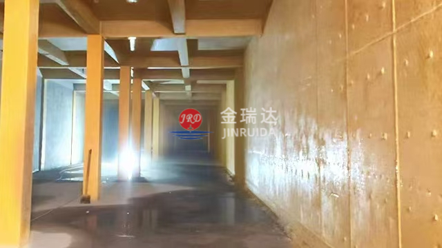 锚固板